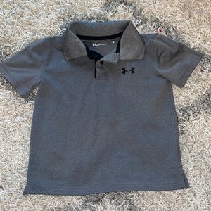 🏹Under Armour gray polo shirt